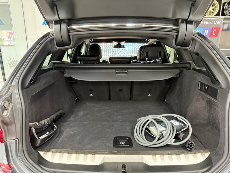 2021 BMW 3 Series 2.0 330e 12kWh M Sport Touring Auto Euro 6 (s/s) 5dr Estate PETROL/ELECTRIC Aut...