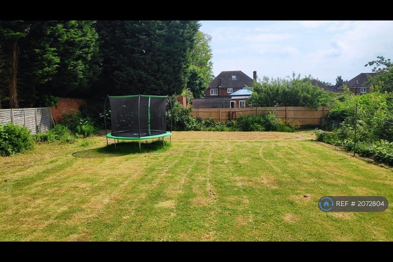 Property to rent in Bletchley, Buckinghamshire, Flats and Houses to