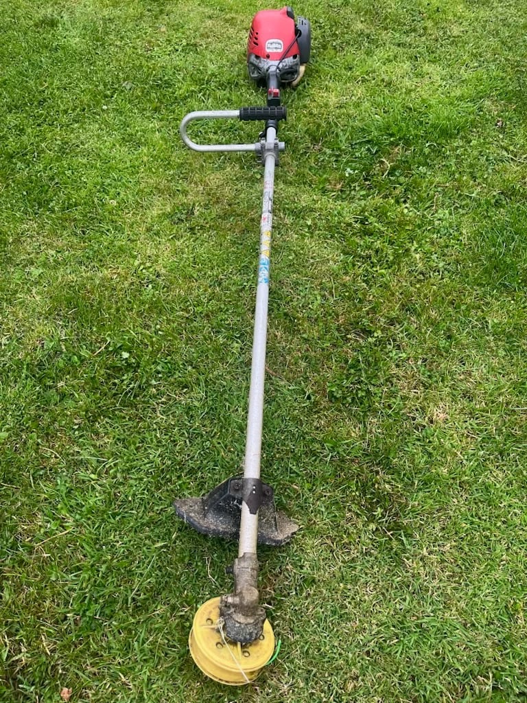 Titan hedge trimmer strimmer multi