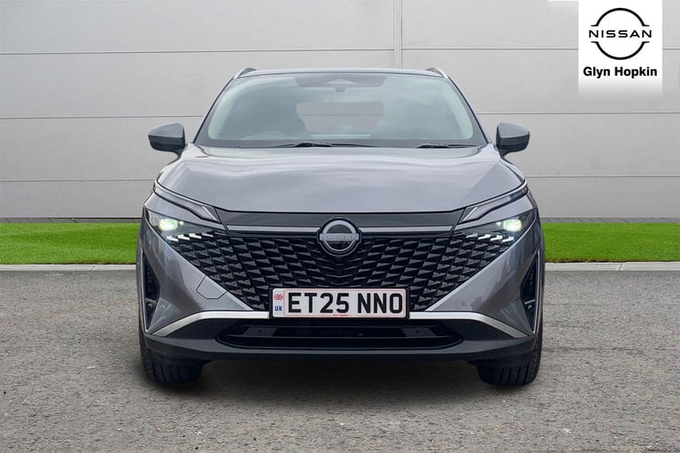 2025 Nissan Qashqai 1.5 E-Power N-Connecta [Glass Roof] 5dr Auto Hatchback Hybrid Automatic