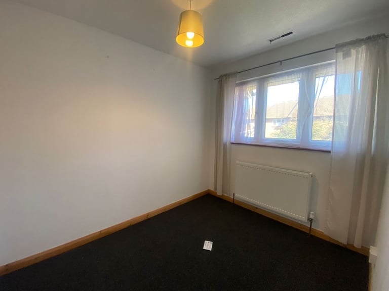 3 bed house at 43 Fiennes Close, Dagenham, RM8 1XF