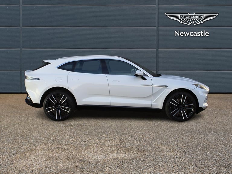 2023 Aston Martin DBX V8 550 5dr Touchtronic HATCHBACK PETROL Automatic