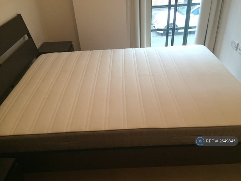 2 bedroom flat in Derwent Foundry, Birmingham, B3 (2 bed) (#2649845)