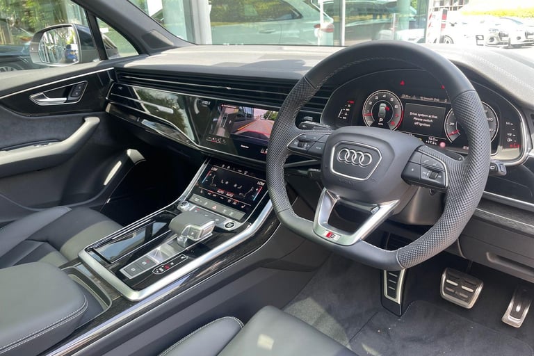 2025 Audi Q7 3.0 TFSI V6 55 Black Edition SUV 5dr Petrol Tiptronic quattro Euro 6 (s/s)  ESTATE P...