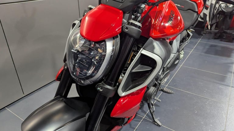 2025 Ducati Diavel V4 1158 Ducati Quick Shift Euro 5