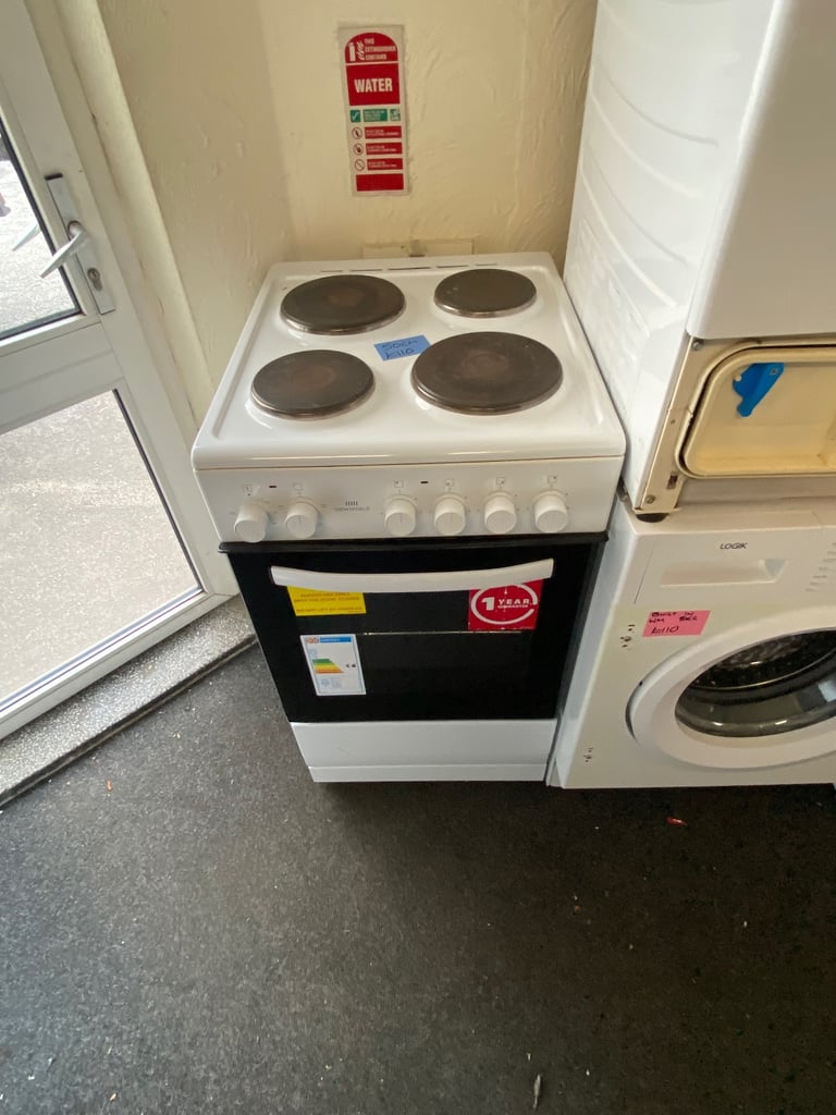 WHITE NEW WORLD 50CM SOLID HOB ELECTRIC COOKER 