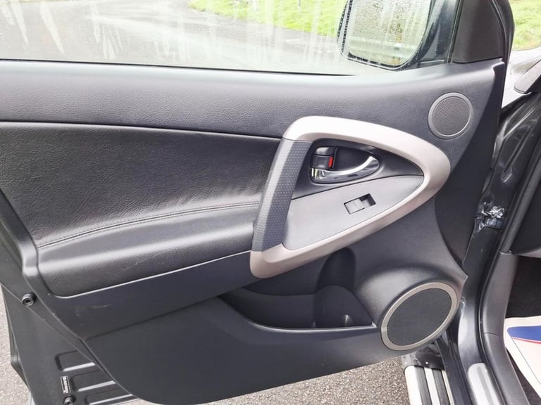 2007 Toyota RAV4 2.0 XT4 SUV 5dr Petrol Automatic 4WD (212 g/km, 150 bhp) ESTATE Petrol Automatic