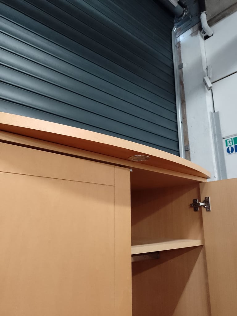2 door wardrobe 96cm x 62cm x 187cm, Ref:18358