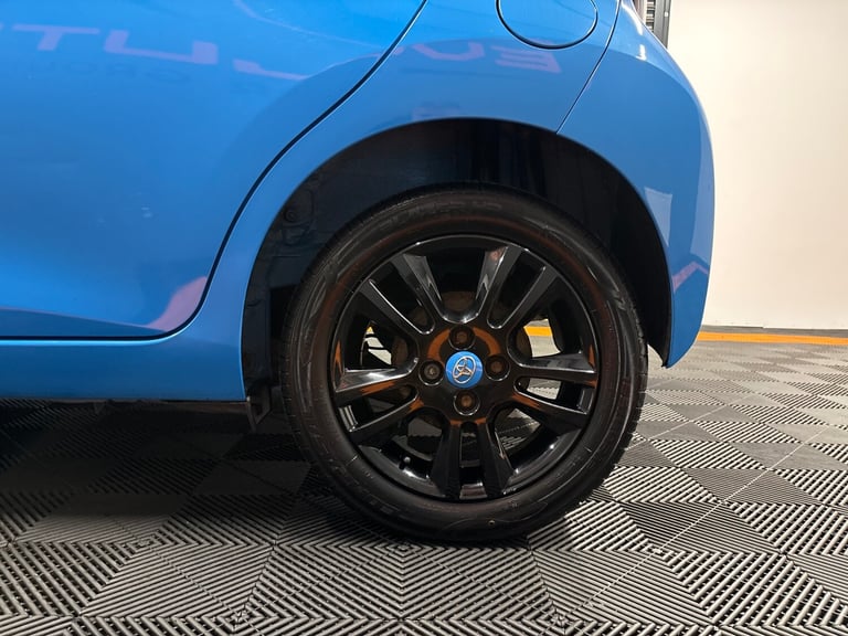 2016 Toyota AYGO 1.0 VVT-i X-Cite 2 5dr HATCHBACK Petrol Manual