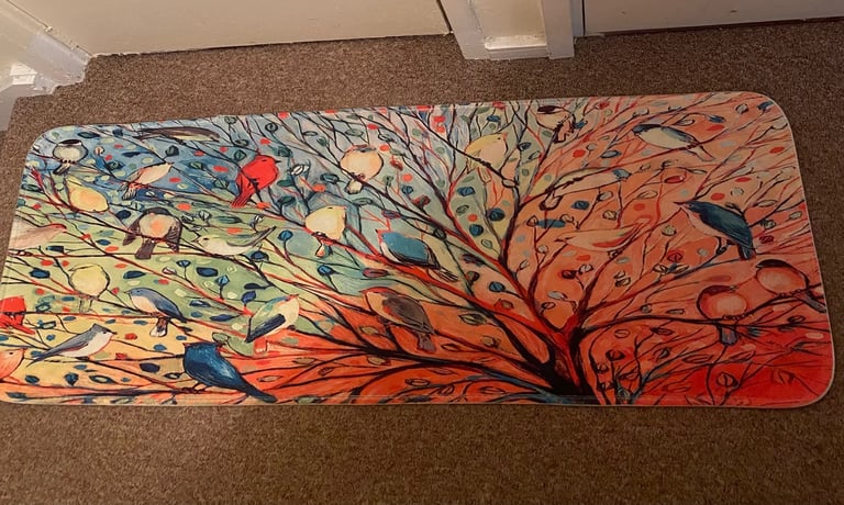 image for Free colourful bird runners 