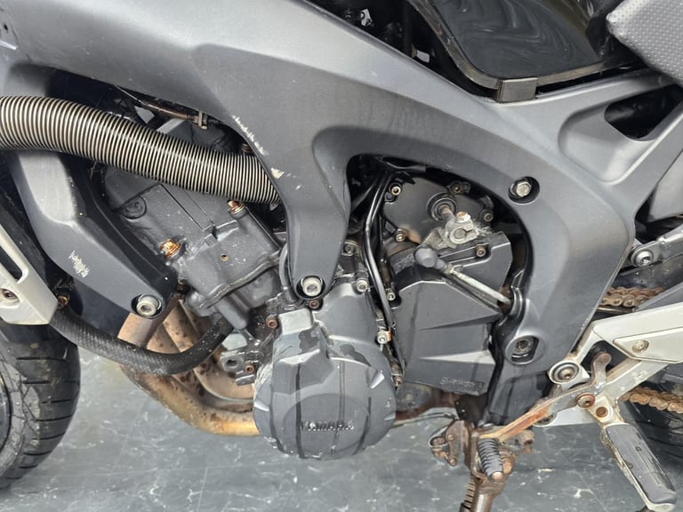 YAMAHA FZ6 PROJECT BIKE HPI CLEAR 1 OWNER