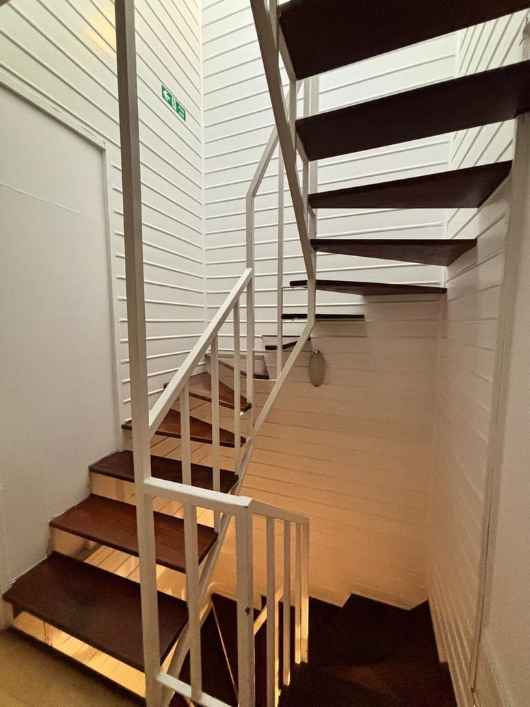 Room For Rent- Quiet house share, £695 (pcm)