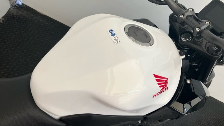 2024 Honda CB Honda CB500F Hornet (24MY) COMMUTER Petrol Manual