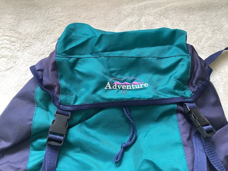 LARGE TREKKING BACKPACK 65Ltrs
