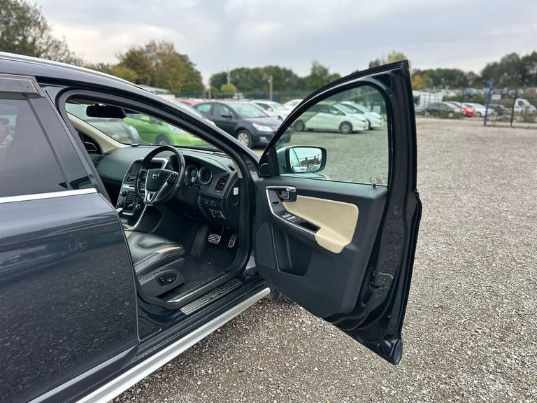 2025 Volvo XC60 2.0 T5 R-Design Premium SUV 5dr Petrol Powershift Euro 5 (240 ps) PETROL Automatic
