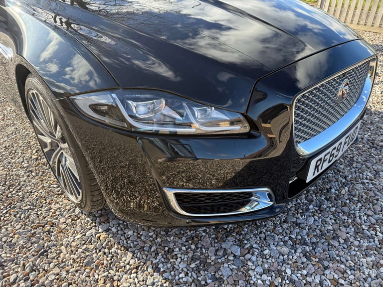 2020 Jaguar XJ 3.0d V6 Autobiography 4dr Auto [LWB] SALOON DIESEL Automatic