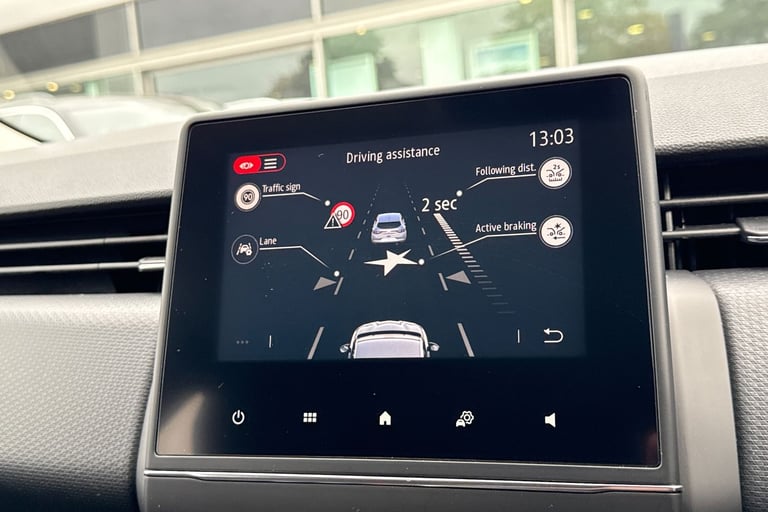 2020 Renault Clio 1.0 TCe Iconic Euro 6 (s/s) 5dr Hatchback PETROL Manual