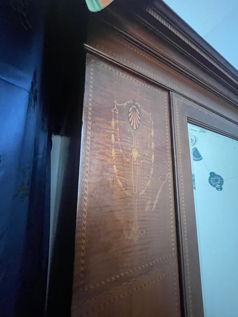 Vintage Wardrobe FREE!