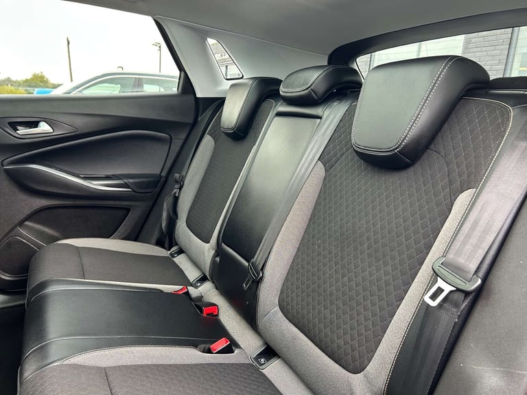 2018 Vauxhall Grandland X 1.2 Grandland X Sport Nav T S/S 5dr SUV Petrol Manual