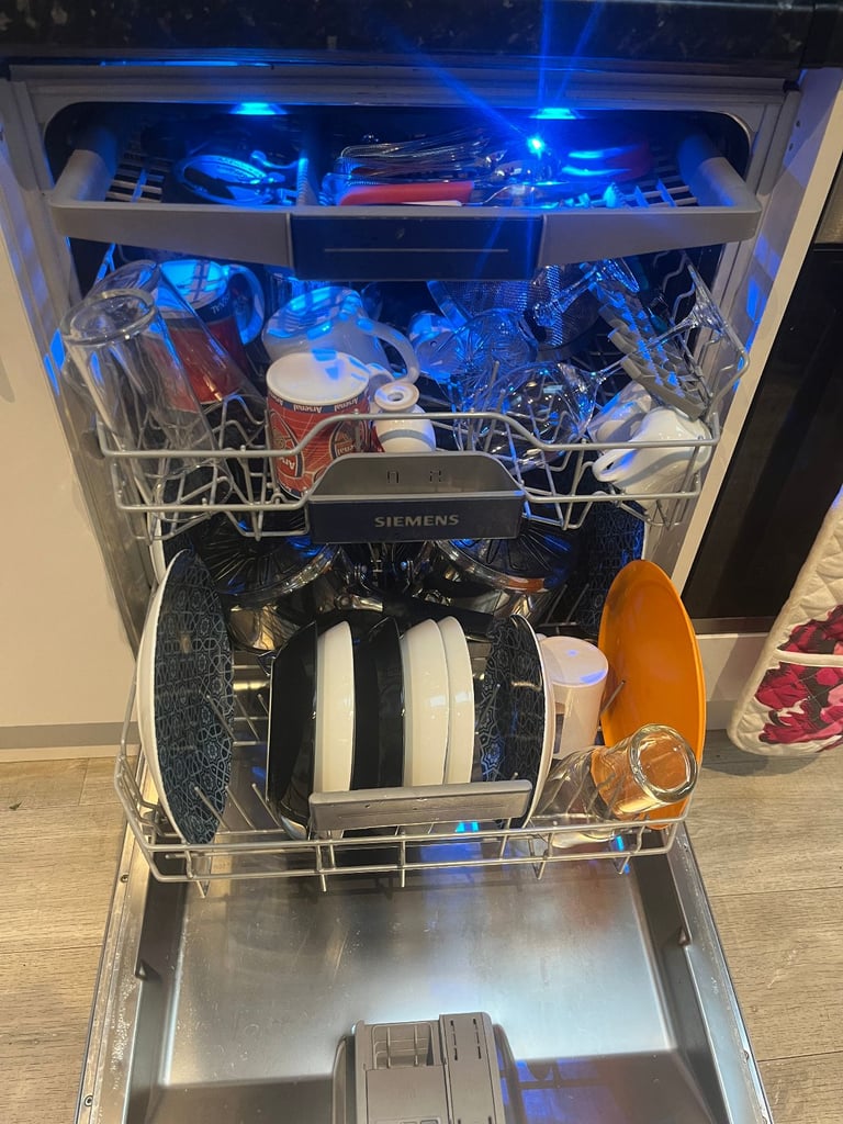 Siemens iQ500 SN658D02MG 60cm Integrated Dishwasher Cycle Pauses Occasionally