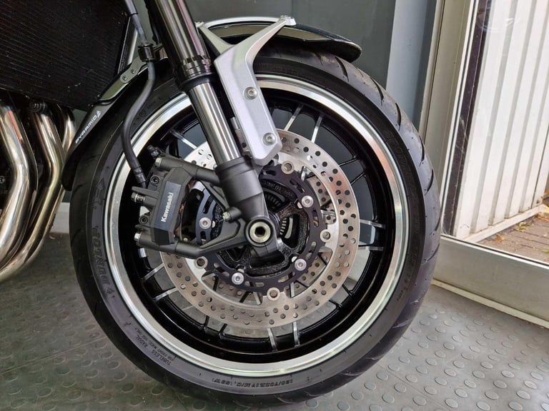 2024 Kawasaki Z900RS