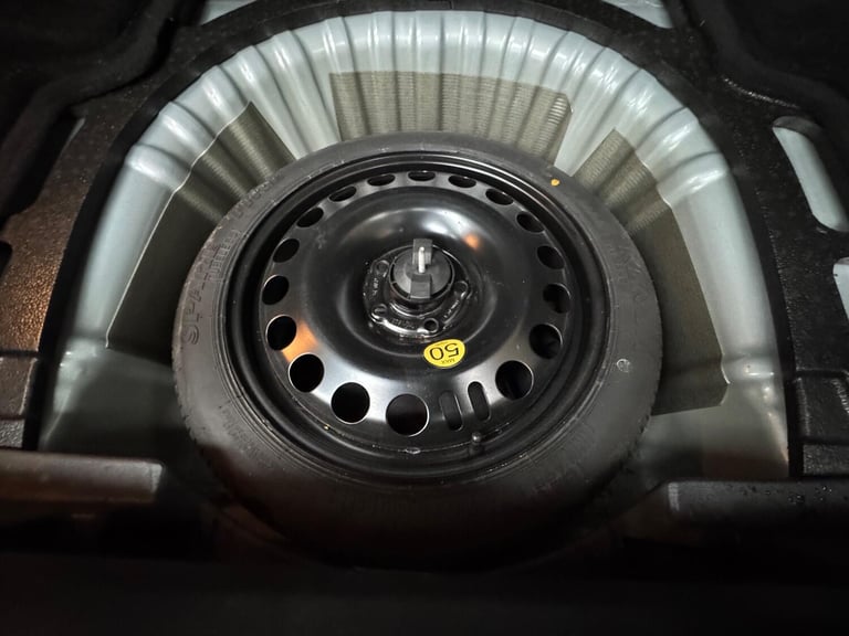 2017 Vauxhall Insignia 2.0 Turbo D SRi Vx-line Nav 5dr HATCHBACK DIESEL Manual