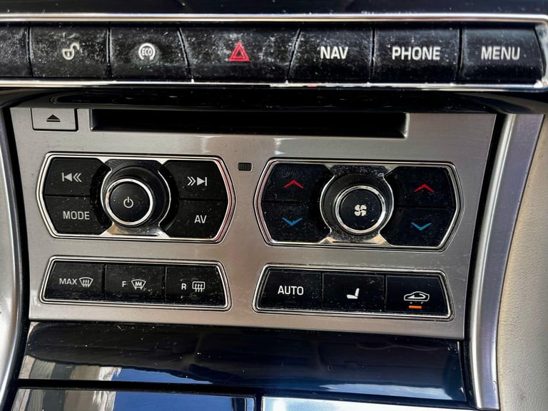 2012 Jaguar XF 3.0d S V6 Portfolio Auto Euro 5 (s/s) 4dr SALOON Diesel Automatic