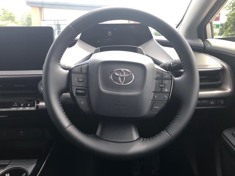 2025 Toyota Prius 2.0 PHEV Excel 5dr CVT Hatchback Hybrid Automatic