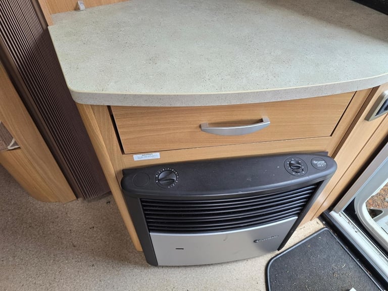 2011 Swift Charisma 545 4 Berth Double Dinette Caravan, Motor Mover