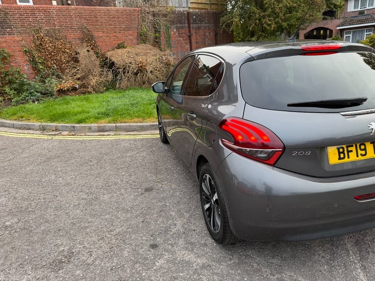 2019 Peugeot 208 1.2 PureTech Tech Edition Hatchback 5dr Petrol Manual Euro 6