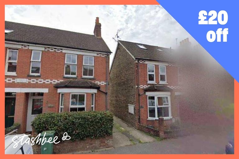 Garage to rent in Horsham (RH13) | Stashbee