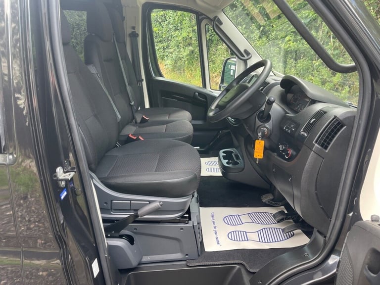  Peugeot Boxer 2.2 BlueHDi H1 Professional Premium+ WHEELCHAIR ACCESSIBLE