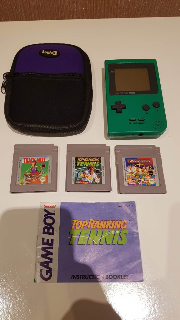 Rare Retro Green Nintendo Gameboy Pocket Handheld Console With Bundle Of Game Boy Games