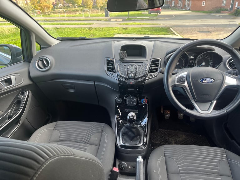 Ford, FIESTA, Hatchback, 2015, Manual, 998 (cc), 5 doors