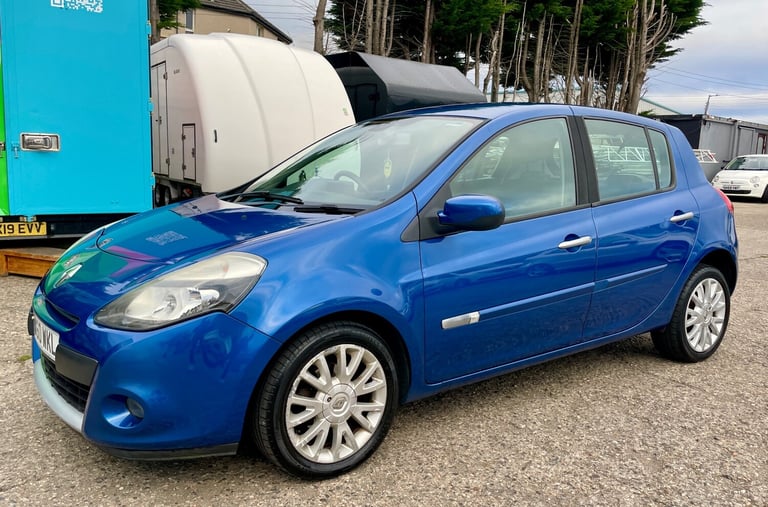 2010 Renault Clio 1.2 TCE Dynamique TomTom 5dr HATCHBACK Petrol Manual