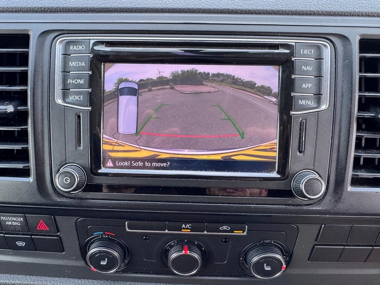 2018 VOLKSWAGEN TRANSPORTER T6 SPORTLINE 204BHP DSG. POP TOP. SOLAR.NO VAT