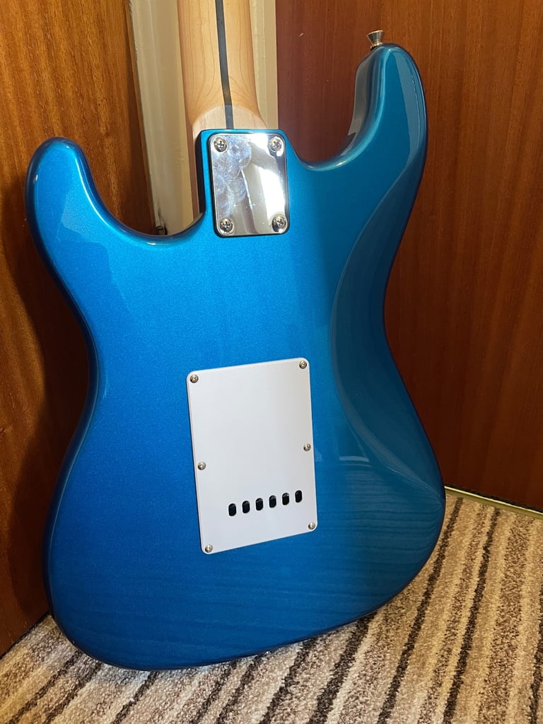 Antiquity strat electric blue 