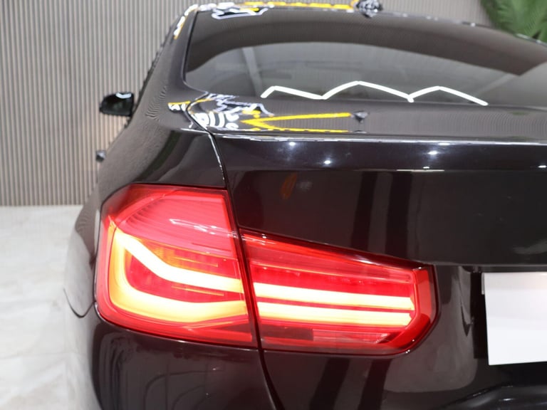 2015 BMW 3 Series 320d EfficientDynamics Sport 4dr Step Auto SALOON DIESEL Automatic