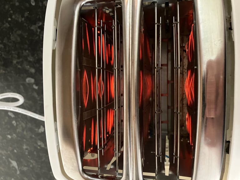 Russell Hobbs 2 Slice Toaster (Textures)