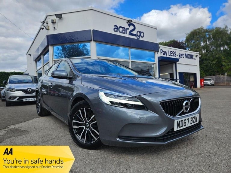 image for 2017 Volvo V40 2.0 T2 Momentum Hatchback 5dr Petrol Manual Euro 6 (s/s) (122 ps)
