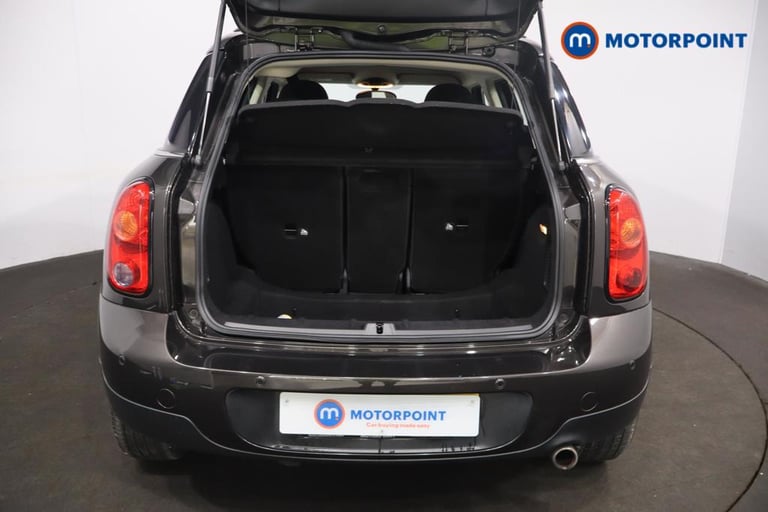 2016 MINI Countryman 1.6 Cooper 5dr HATCHBACK PETROL Manual