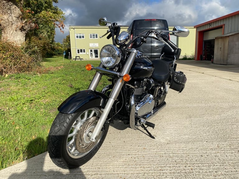 TRIUMPH BONNEVILLE AMERICA 865, 2011, 8,519 MILES, VERY CLEAN CRUISER