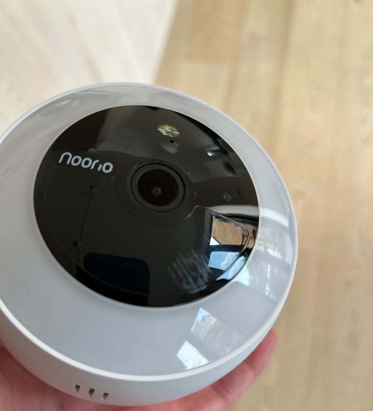 OUTDOOR WIRELESS SECURITY CAMERA - NEW