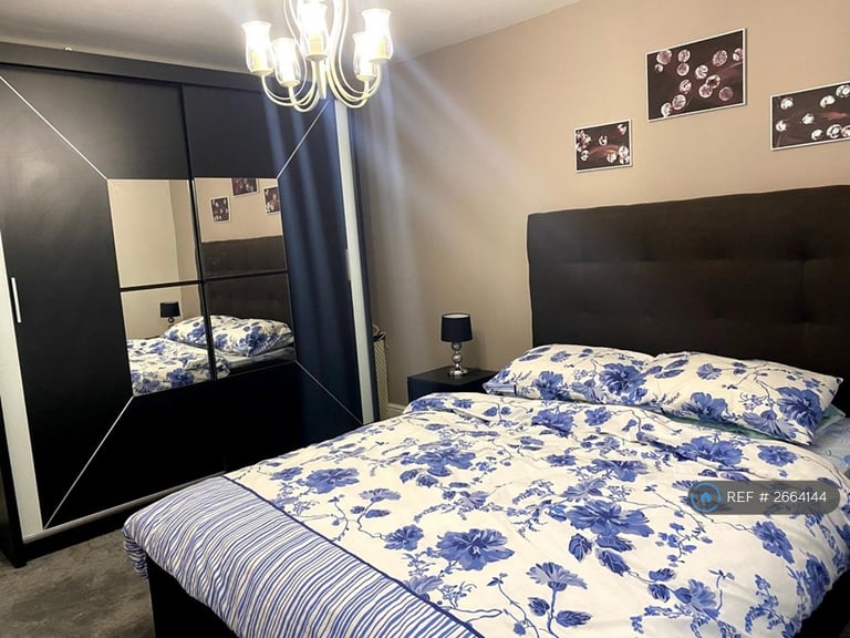 4 bedroom house in Warren Road, Orpington, BR6 (4 bed) (#2664144)