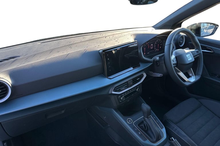 2025 SEAT Arona 1.0 TSI XPERIENCE Lux DSG Euro 6 (s/s) 5dr SUV PETROL Automatic