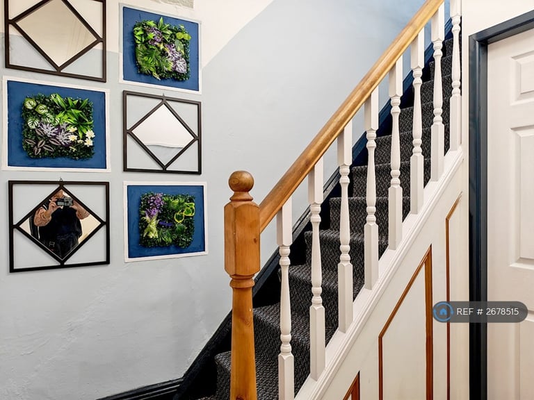 1 bedroom in Shay Lane, Halifax, HX2 (#2678515)