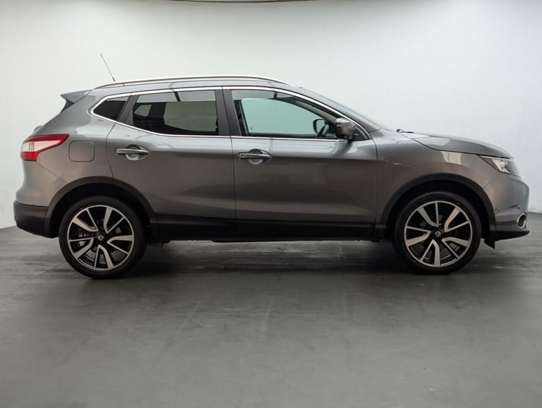 2017 Nissan Qashqai 1.5 dCi Tekna SUV 5dr Diesel Manual 2WD Euro 6 (s/s) (110 ps) - PRIVACY GLA H...