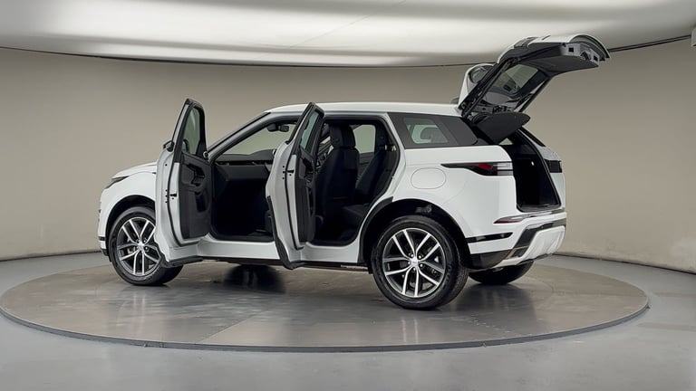 2025 Land Rover Range Rover Evoque 1.5 P270e 12.17kWh Dynamic SE SUV 5dr Petrol Plug-in Hybrid Au...