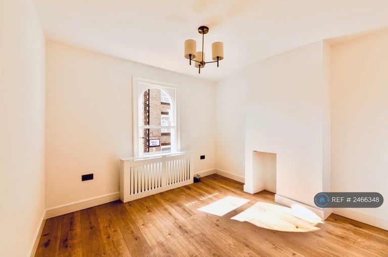 4 bedroom house in Edward Street, Dunstable, LU6 (4 bed) (#2466348)