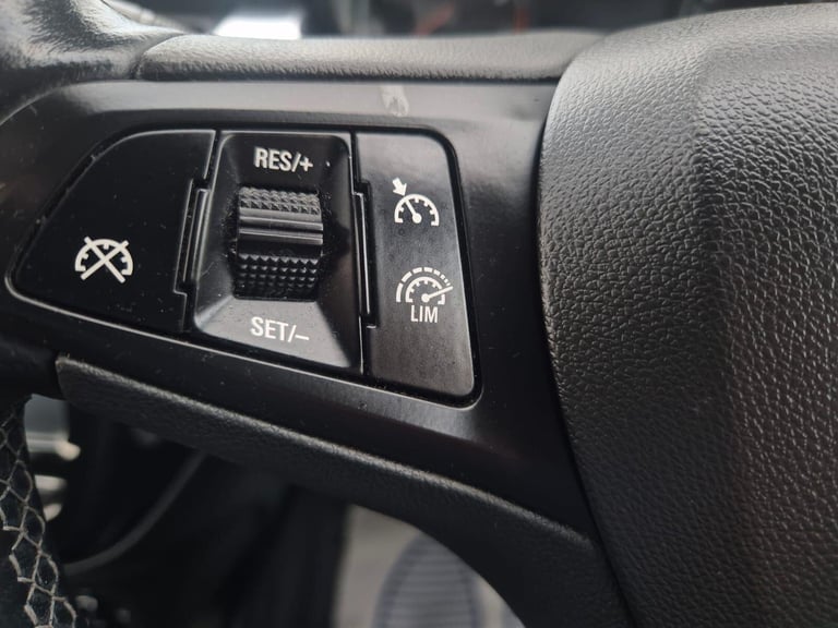 2016 Vauxhall Corsa 1.4i ecoFLEX Energy Euro 6 3dr (a/c) Petrol